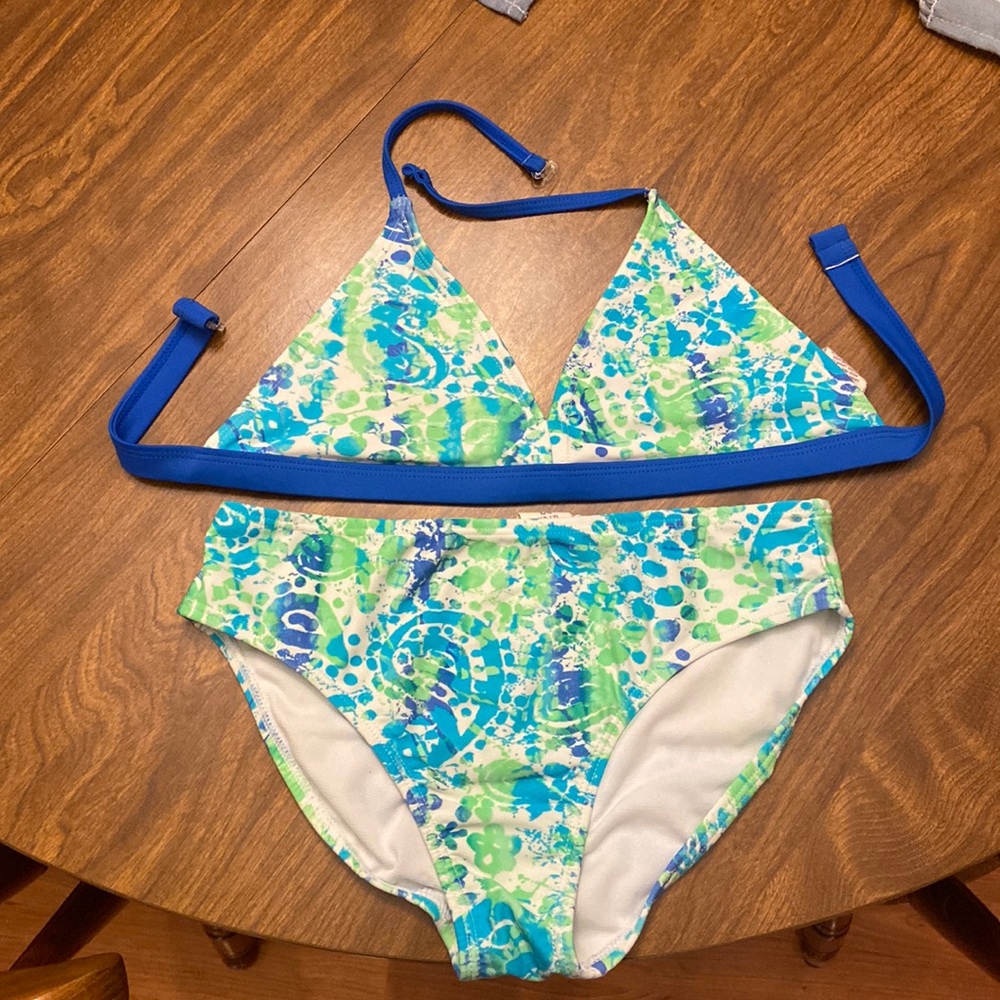 Girls 2 piece swim suit